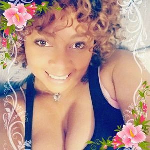 Meet your Posher, Tiona